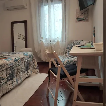 Casa Del Capitano 게스트하우스 키오자